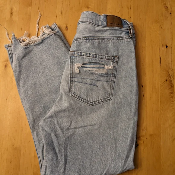 Light Blue Jeans - Picture 4 of 4